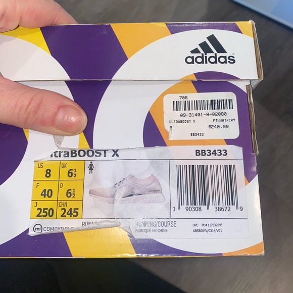 Ultraboost X - White (Size 8) - Picture 2 of 4
